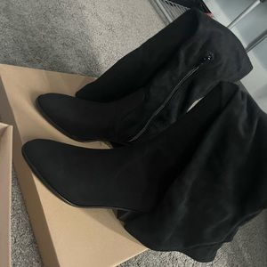 Steve Madden Saddie black boots